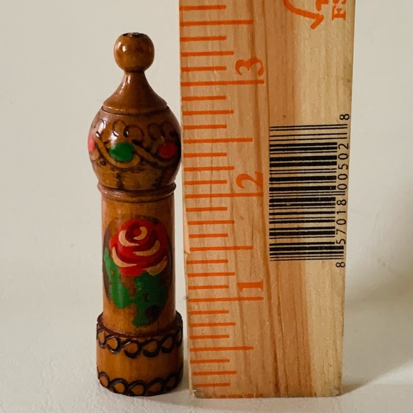 Vintage Wooden hand crafted perfume holder - Picture 2 of 10